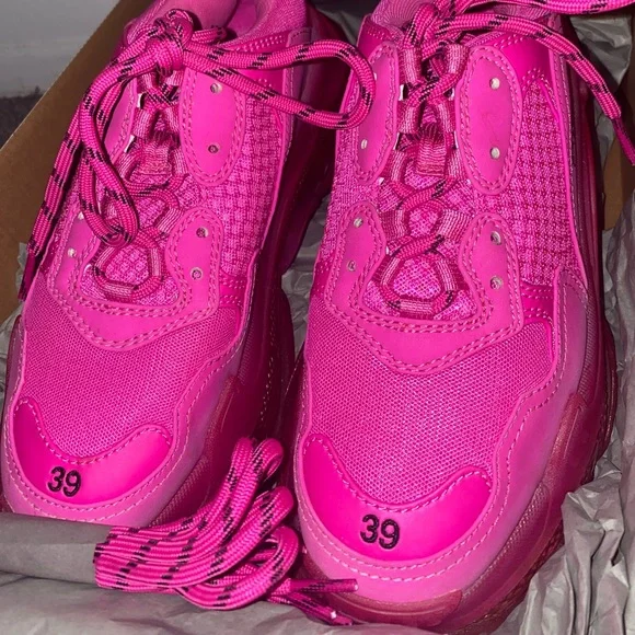 COPY - pink balenciaga sneakers - Picture 3 of 3